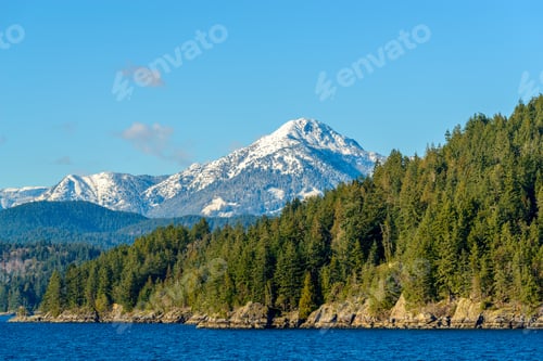 Preview: Fantastic View Over Ocean, Snow Mountain And Rocks At Sechelt Inlet In Vancouver, Canada.