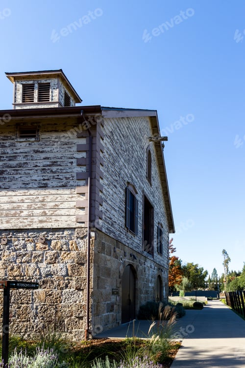 Preview: Napa, California - November 10: Barn House At Hall Winery. November 10 2016, Napa, California.
