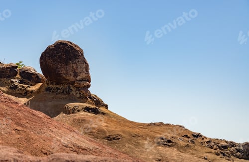 Preview: Large Rock Shaped Like The Face And Head Of A Gorilla On The Rim Of Waimea Canyon On Kauai