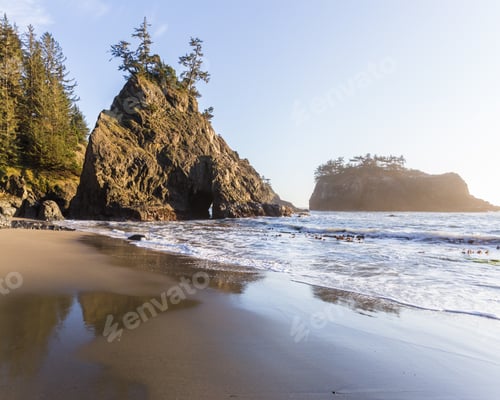 Preview: Tranquil Beach In The Southern Oregon Coast Known As Secret Beach With Beautiful Islets Topped With