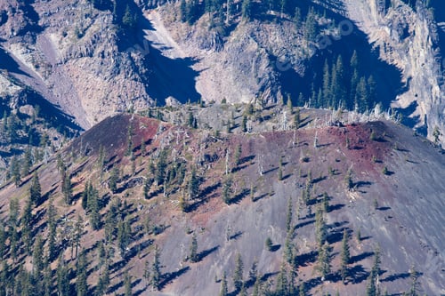 Preview: Detail Of The Top Of Wizard Island In Crater Lake National Park With A Few Trees In This Volcanic