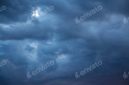 Preview: Dramatic Clouds In The Sky On A Late Afternoon