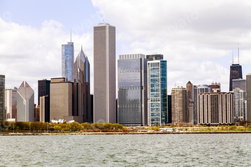 Preview: Chicago Skyline Panorama With Cloudy Sky