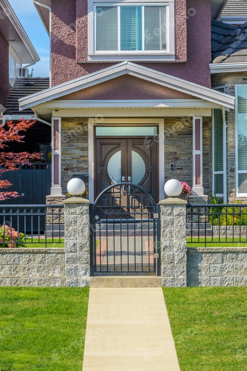 Preview: A Perfect Neighborhood. Houses In Suburb At Summer In The North America. Top Of A Luxury House With