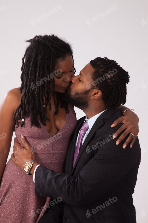 Preview: Romantic Black Couple Kissing