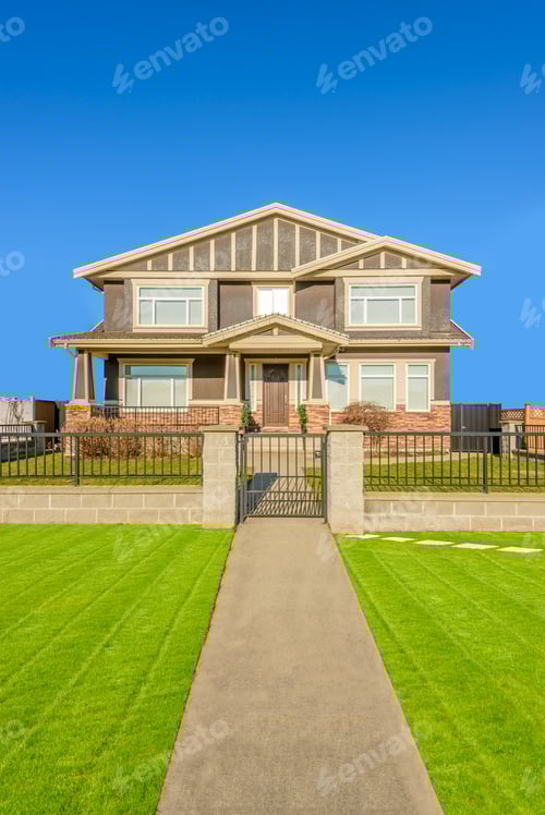 Preview: A Very Neat And Colorful Home With Gorgeous Outdoor Landscape In Suburbs Of Vancouver, Canada