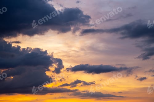 Preview: Dramatic Clouds In The Sky On A Late Afternoon