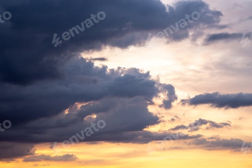 Preview: Dramatic Clouds In The Sky On A Late Afternoon