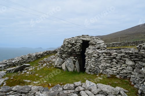 Preview: Archaelogical Remains Of The Beehive Huts In Ireland.