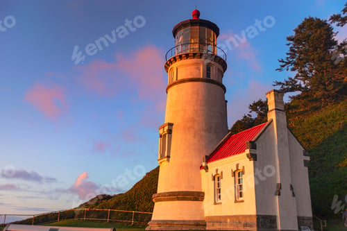 Preview: Oregon Coast Lighthouse - Amazing Historic Heceta Lighthouse At Winter Afternoon 2.