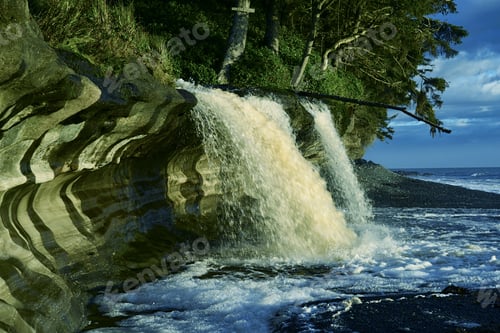Preview: Sandcut Beach Waterfalls After Heavy Rain 1.