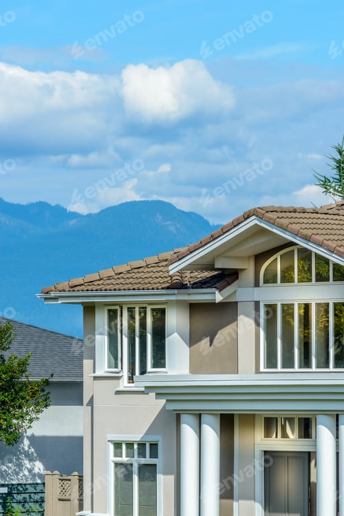 Aperçu: A Perfect Neighborhood. Houses In Suburb At Summer In The North America. Top Of A Luxury House With
