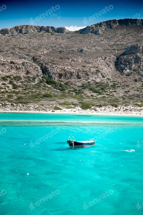 Preview: Scenic View Of Boat On Sea In Front Of Mountain, Greek Island, Crete, Greece