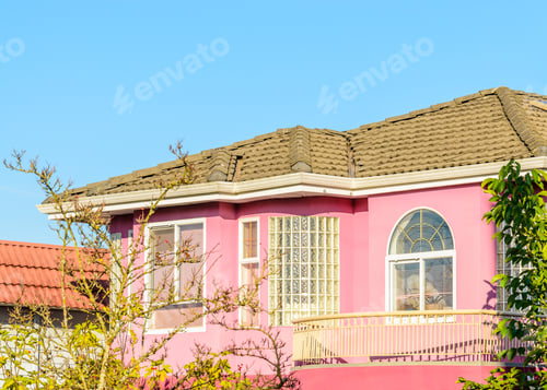Preview: The Top Of The House Or Apartment Building With Nice Window.