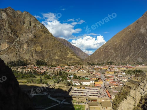 Preview: View Of The Beautiful Town And Valley Of Ollantaytambo - Ollantaytambo, Peru