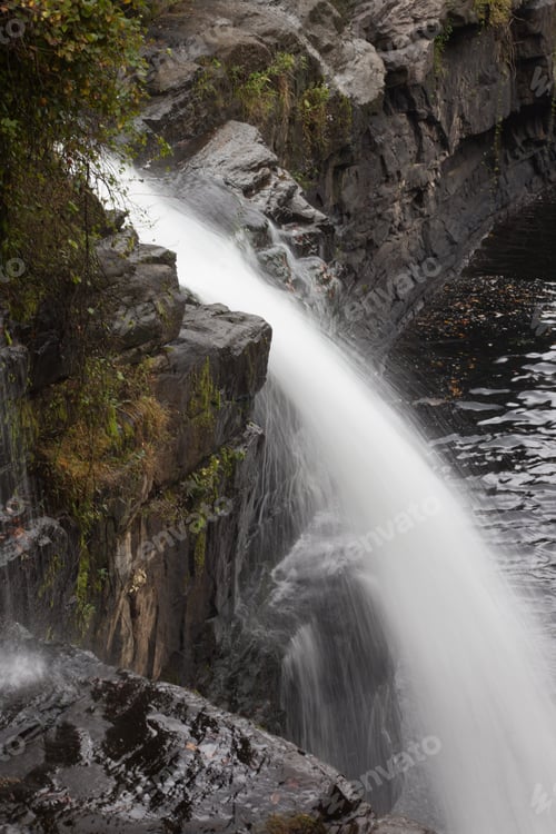 Preview: Refreshing Waterfall, From High Falls On Town Creek In Alabama, Southeastern Usa