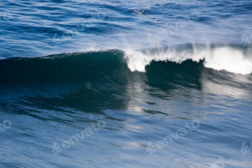 Preview: Ocean Waves In The Sunshine