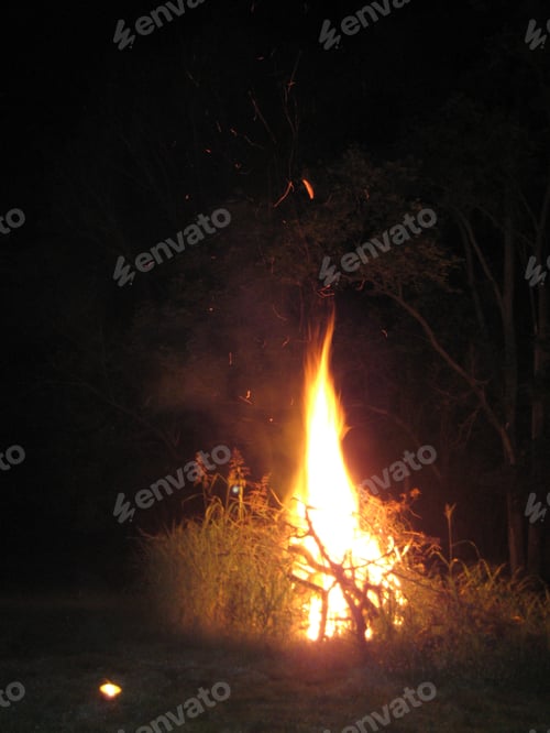 Preview: A Bonfire At Night Time 2008_07_04Frwrks26