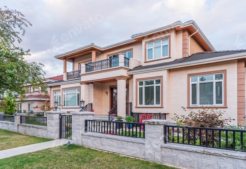 Aperçu: Houses In Suburb At Summer In The North America.