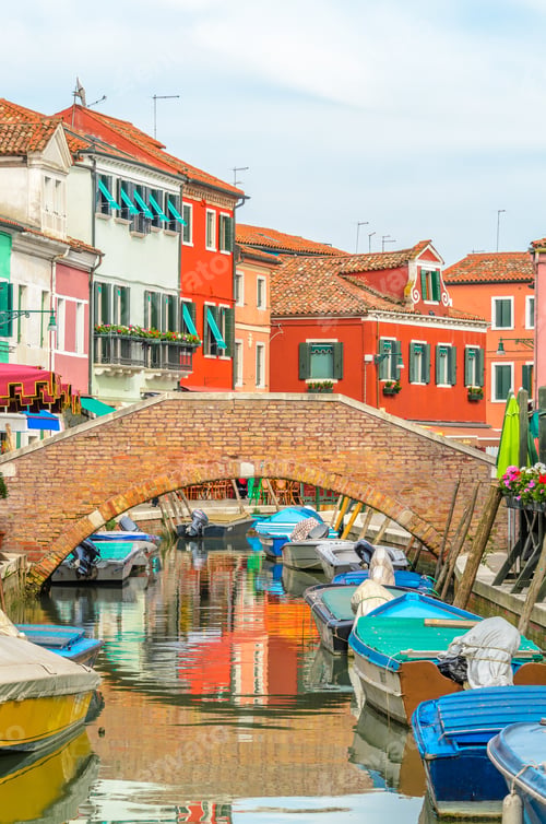 Preview: Lovely Bridge On The Canal Of Venice, Burano.