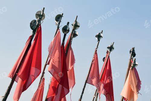 Preview: Red Flags For Marking Fishing Net Position