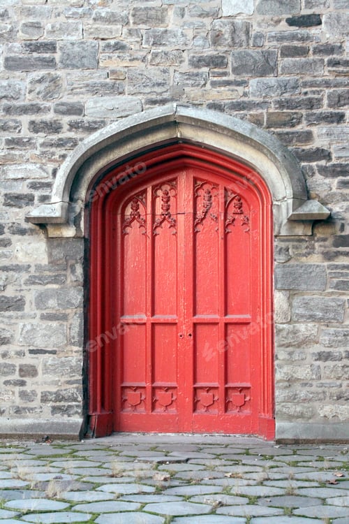 Preview: Old Red Door