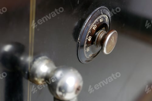Preview: Dial And Knob On A Vintage Safe