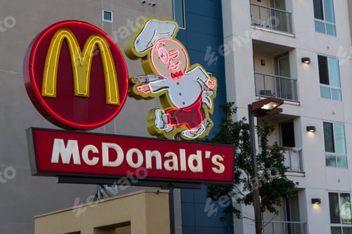 Preview: Hollywood, California - February 08 : Mc Donald'S Restaurant In Hollywood California, February 08