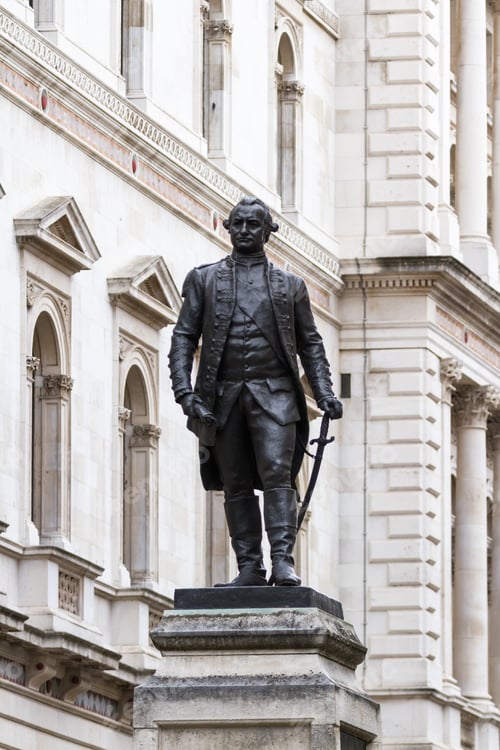 Preview: London - September 06 2019: Statue Of Robert Clive By John Tweed Located On King Charles Street