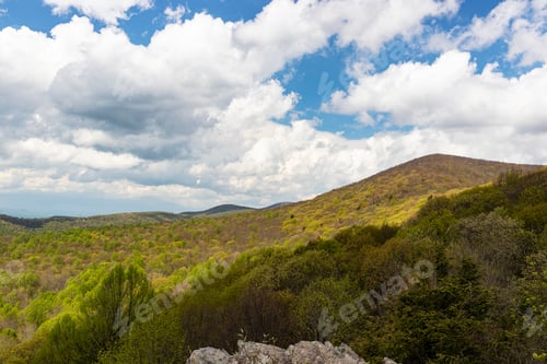 Preview: View From A Scenic Overlook Along Skyline Drive In Shenandoah National Park, Virginia, Usa