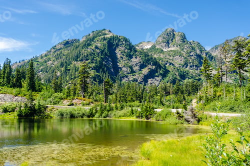 Preview: Majestic Mountain Lake In Canada.