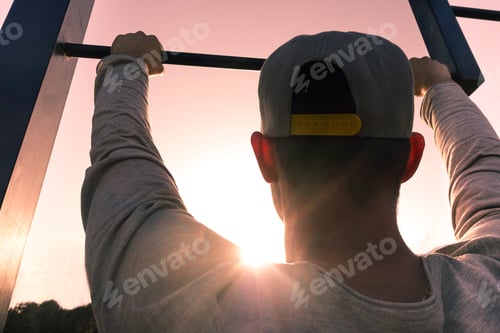 Preview: Young Man Training At The Park Outdoor - Fit Guy Exercising At Sunrise - Concept About Healthy