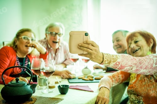 Preview: Group Of Senior People Making Snapshot Selfie With Instant Camera - Mature Happy Couples Having Fun