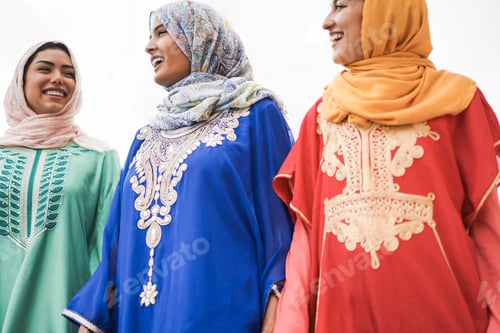 Preview: Young Islamic People Having Fun Outdoor In The City - Main Focus On Center Woman Face