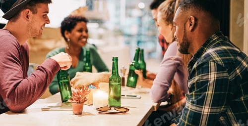 Preview: Happy Friends Drinking Beer During Isolation Lockdown - Young People Having Fun Doing Party At Home