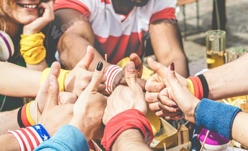 Preview: Multination Football Supporters With Thumbs Up In Pub Outdoor Before Soccer Match - Happy Sport