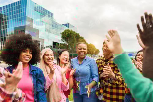 Preview: Young Diverse People Celebrating Together Outdoor - Focus On Curvy African Girl Face