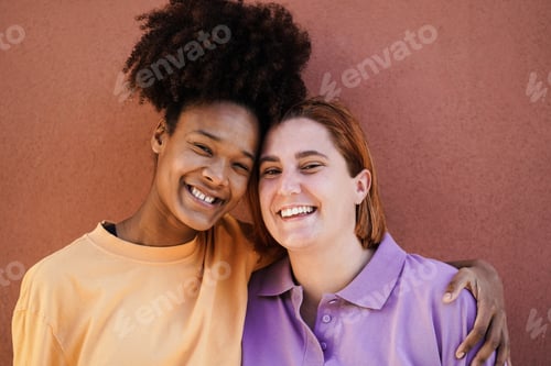 Preview: Multiracial Friends Having Fun Together Outdoor - Focus On African Girl Face