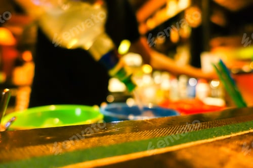 Preview: Blurred Barman Preparing Ice Bucket Cocktail In Lounge Bar Club - Defocused Image - Concept Of
