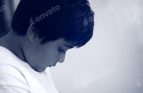 Preview: Sad Blue Tone Kid