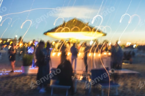 Preview: Blurred People Having Sunset Beach Party In Summer Vacation - Defocused Image - Concept Of