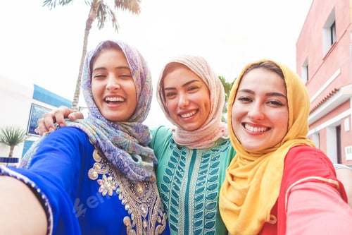 Preview: Islamic Young Friends Taking Selfie With Smartphone Camera Outdoor - Happy Arabian Girls Having Fun