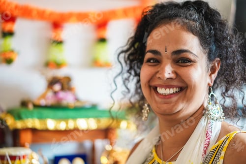 Preview: Portrait Of Happy Southern Asian Woman Wearing Sari Dress - Focus On Face