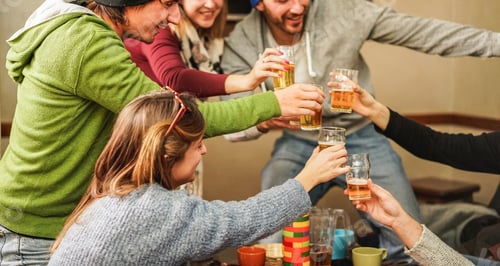 Preview: Happy Friends Cheering With Beers In Vintage Bar Pub Restaurant - Young People Toasting At Hostel