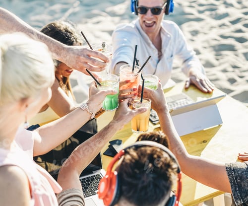 Preview: Group Of Friends Cheering With Tropical Cocktails Beach Party - Young People Having Fun Drinking