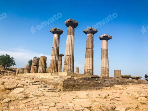 Preview: The Ruins Of The Temple Of Athena Under The Sunlight And A Blue Sky In Assos, Turkey
