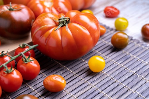 Preview: A Top View Of Different Varieties Of Tomatoes