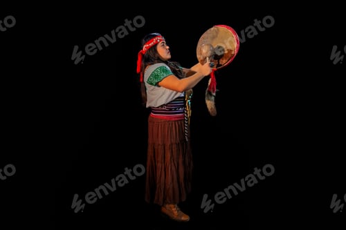 Preview: Young Woman Shaman ,With Sahumerio In The Hands , Curandera, Olmec Facilitator, Teotihuacana