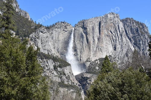 Preview: The Beautiful View Of Yosemite Falls In Yosemite National Park In The Usa