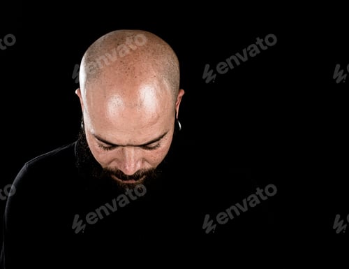 Preview: Homem Com Depressão. Tristeza, Lamento, Sofrimento. Photograph Of A Very Sad Hipster Style Man In